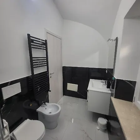 Cappuccini Family House - Managed By Silvio Appartement Vercelli