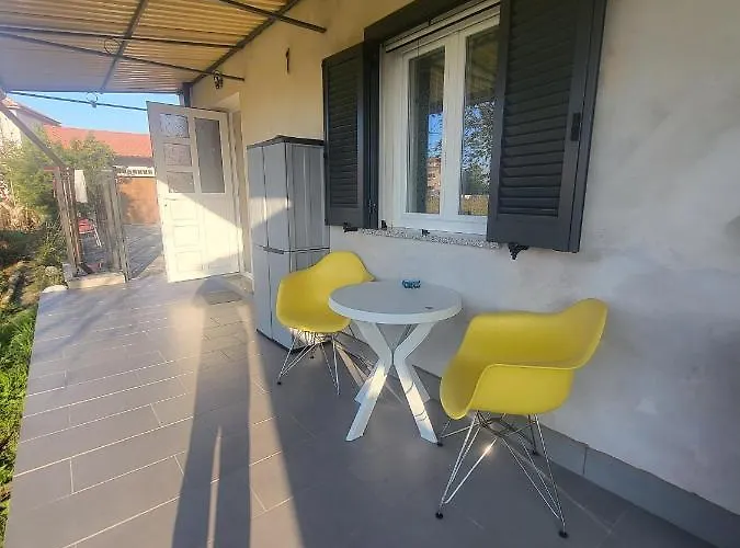 Cappuccini Family House - Managed By Silvio Appartement Vercelli